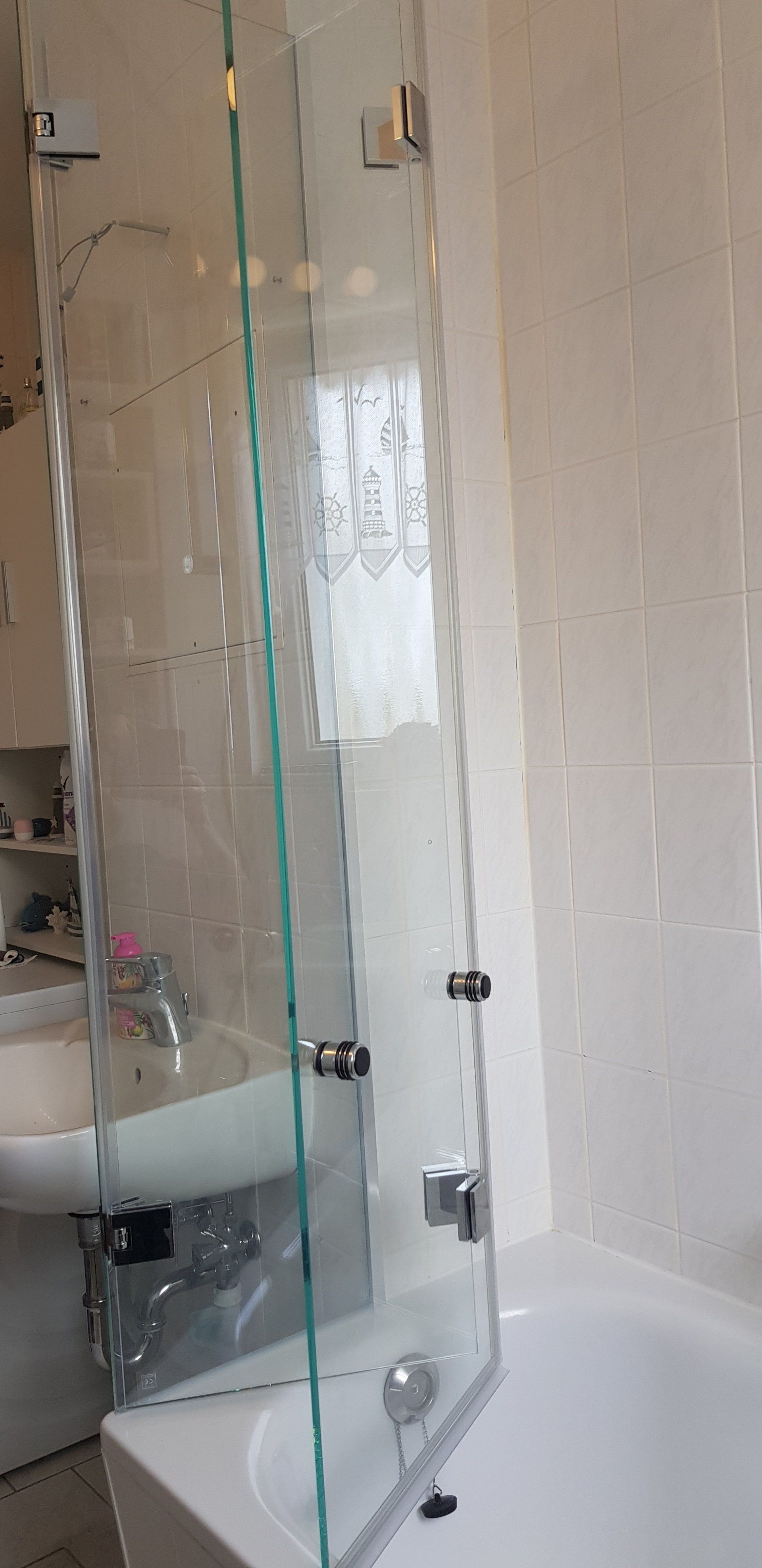 Glaserei Engst – Dusche