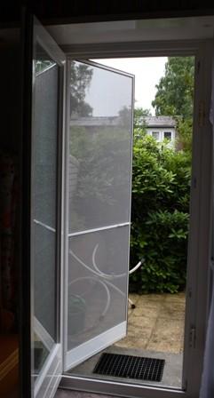 Glaserei Engst – Insektenschutztür