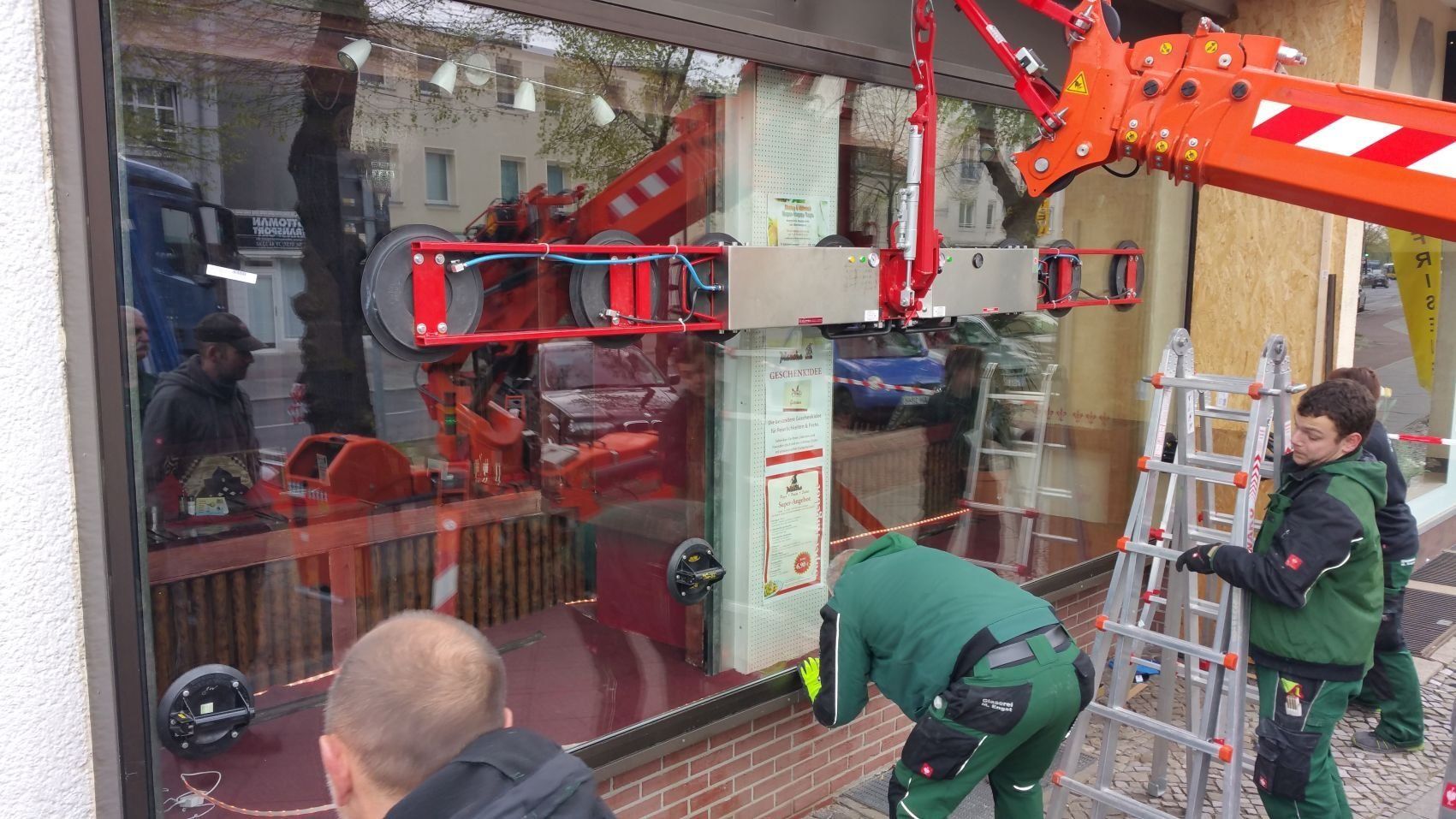 Glaserei Engst – Insektenschutztür