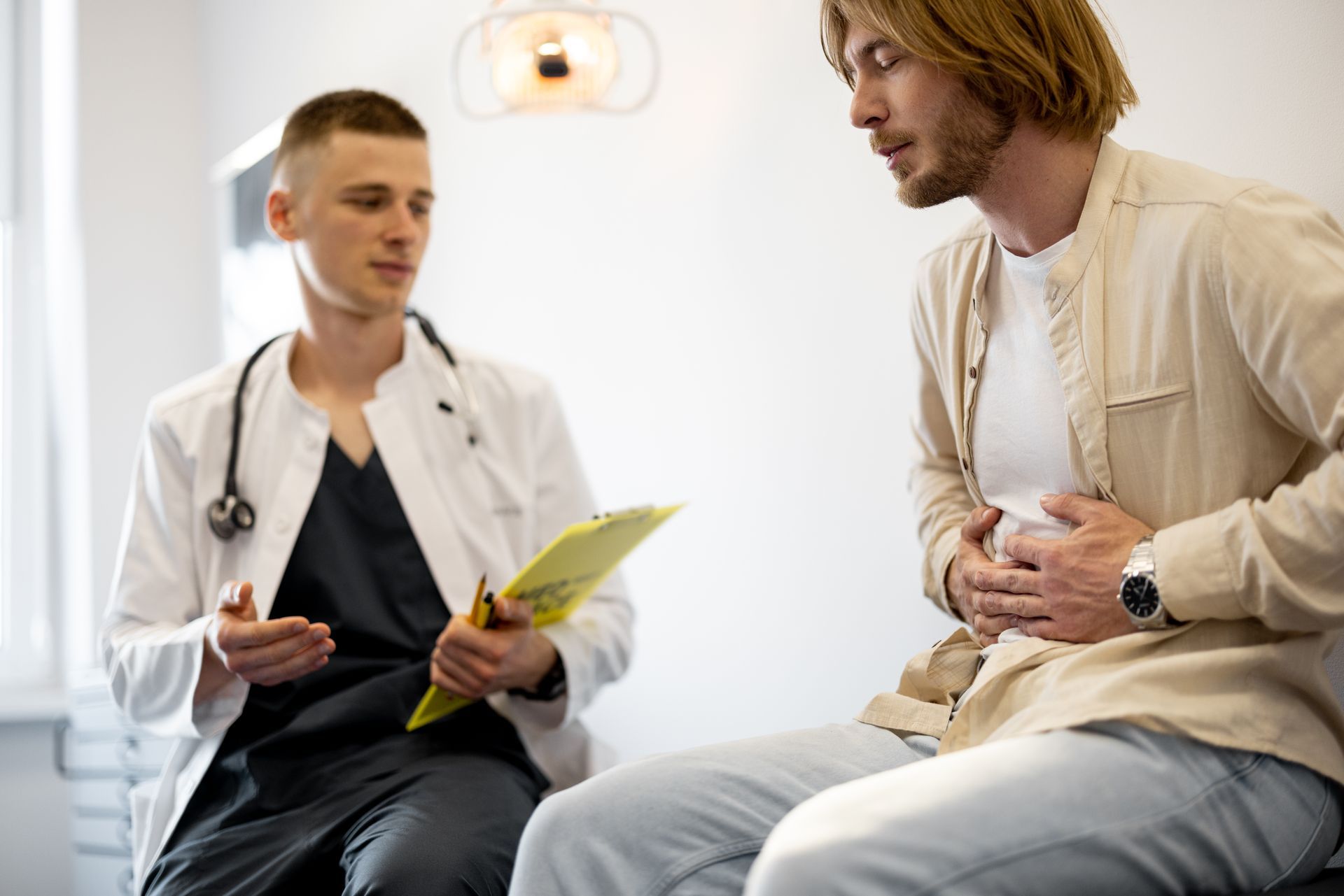 Patient avec des maux de ventre