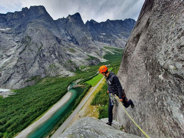 Rock climbing on Hornaksla in Romsdalen