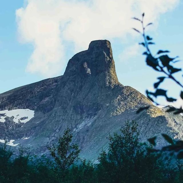 Romsdalshorn peak towering over Romsdalen
