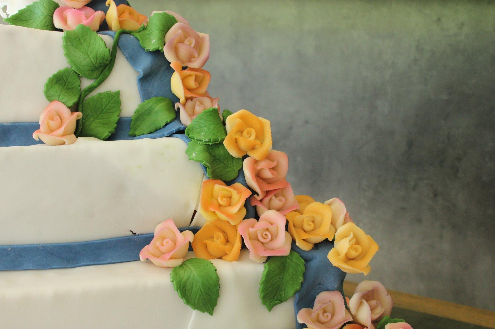 weeding cake