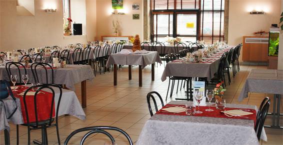 Salle de restaurant pour groupes