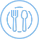 Un icono de tenedor y cuchara en un círculo azul sobre un fondo blanco.