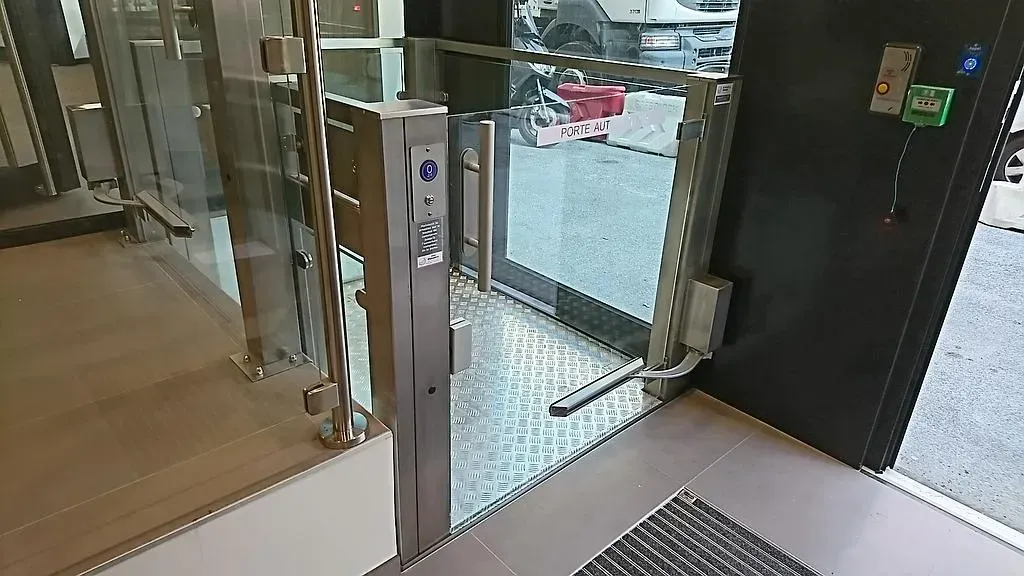 Mini-suite dans une entreprise