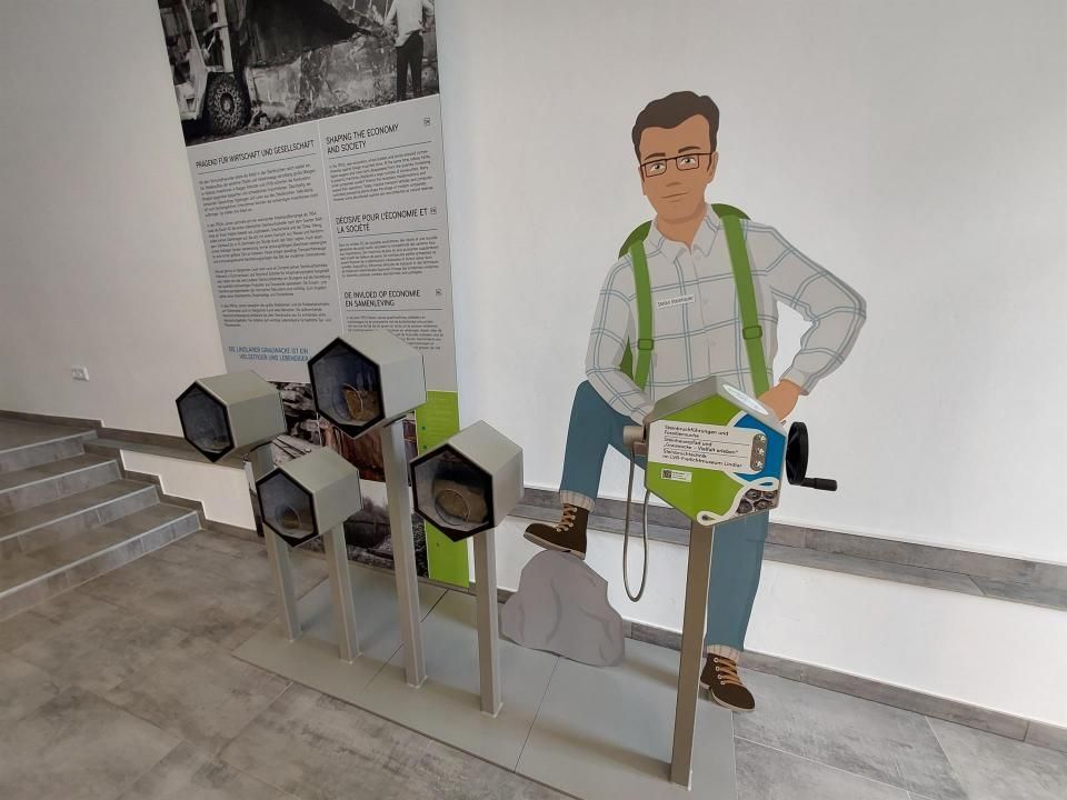 Informationsschild Zwitscherkiste Audiostation für mehr Natur, Metallbau