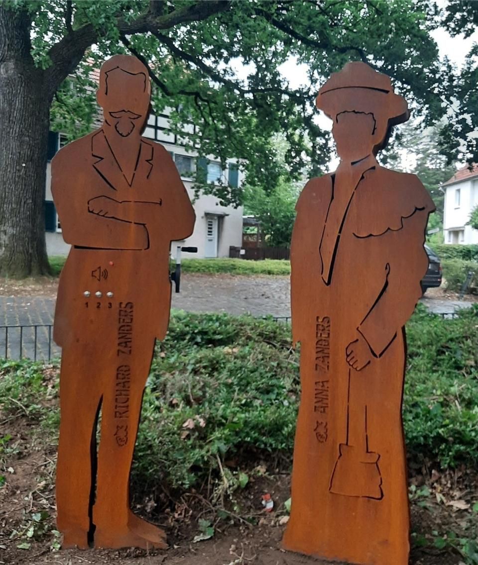 Oxidiertes Metall, Rostskulptur, Zwitscherkiste Audiostation für mehr Natur, Metallbau