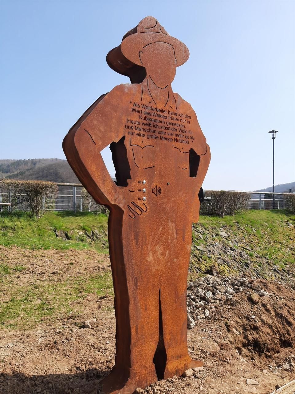 Zwitscherkiste Metallbau Dörich Rost Skulptur