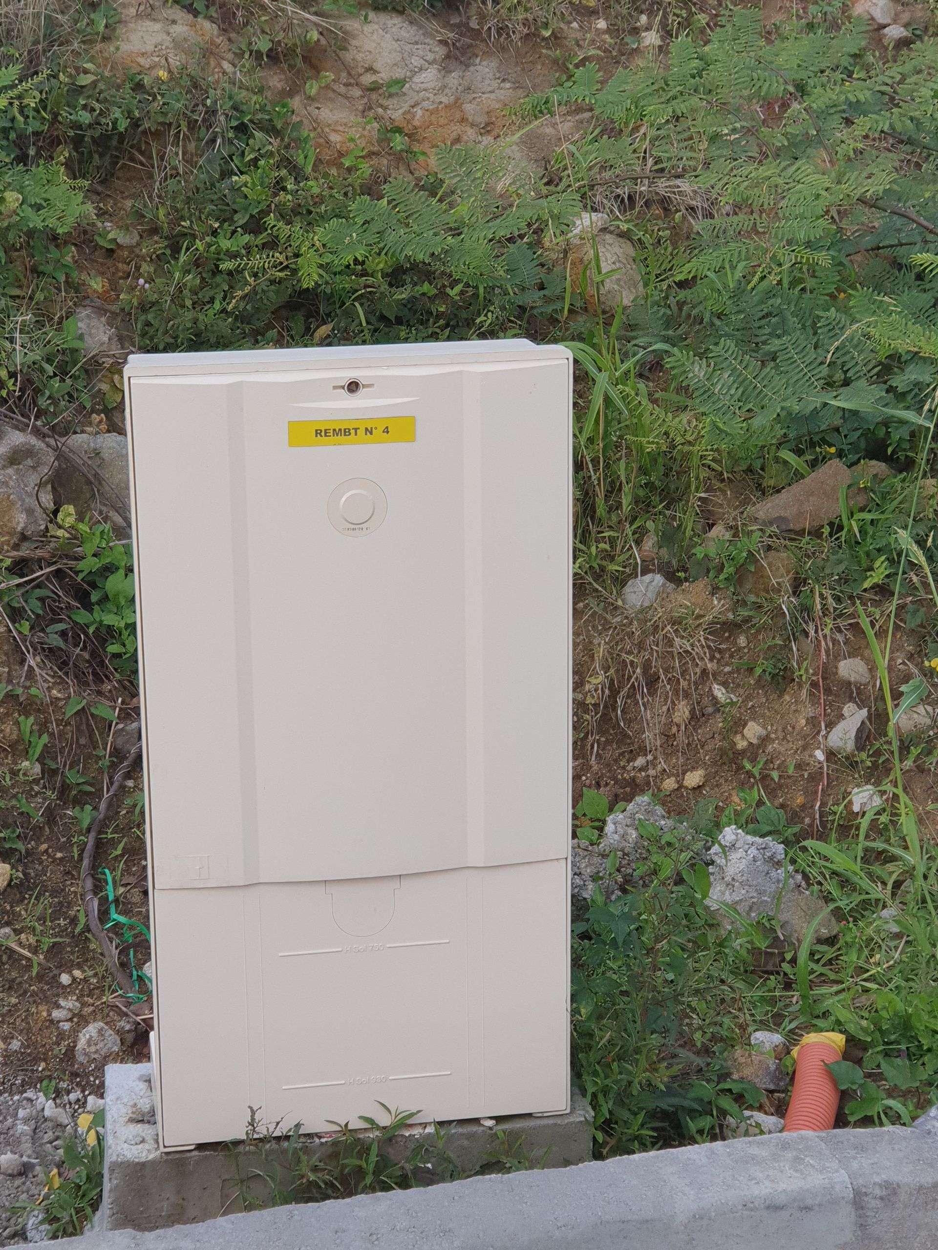 Coffre REMBT dans le cadre de la création d'un lotissement à Rivière-Salée O'Campêche