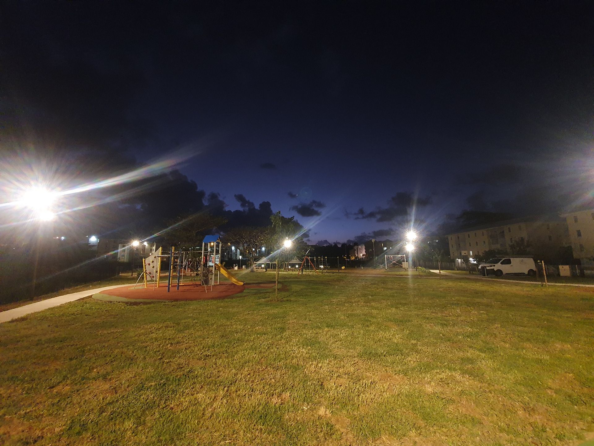 Eclairage de parc de jeux Beauséjour Trinité