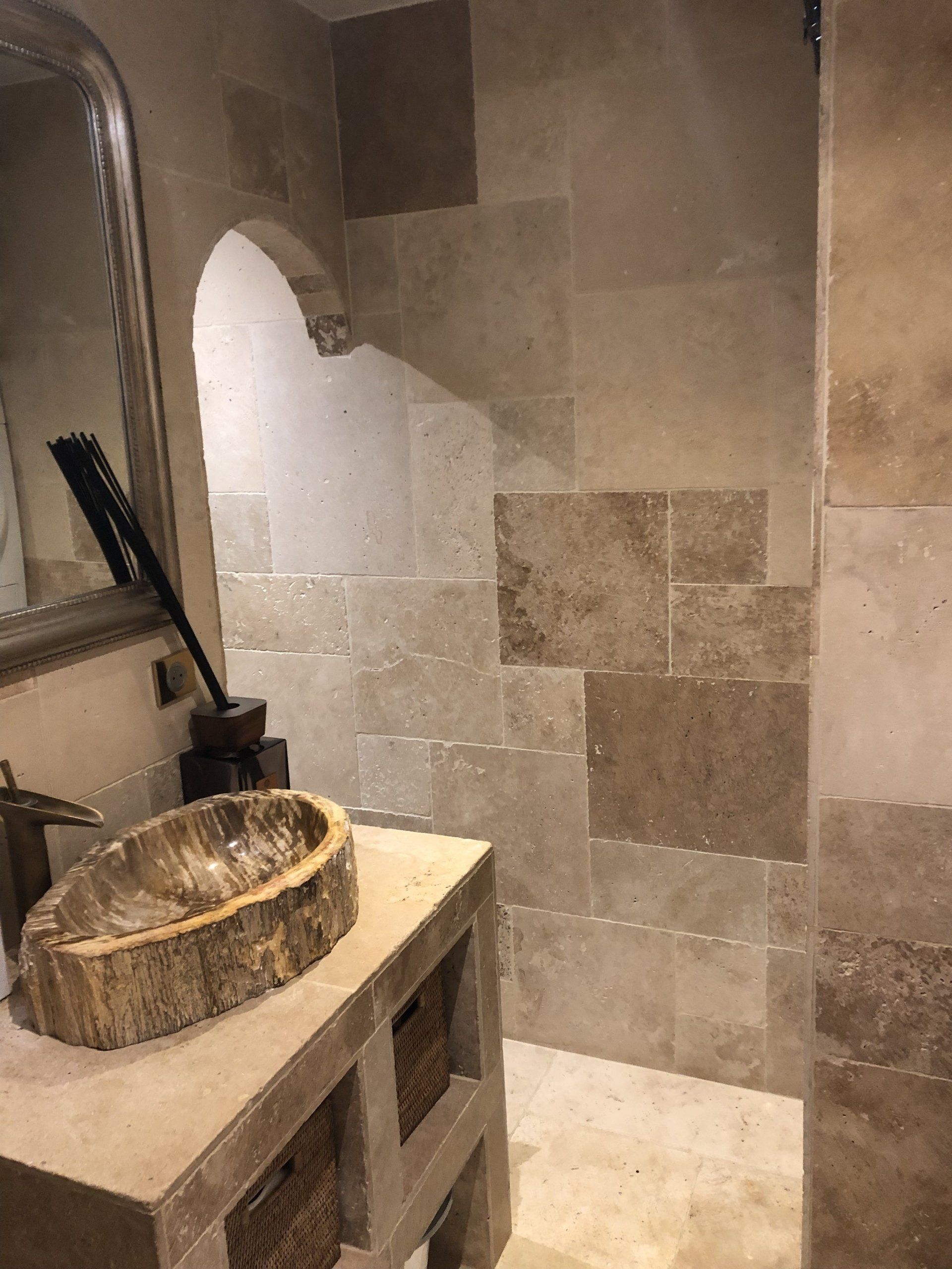 Salle de bains style naturel