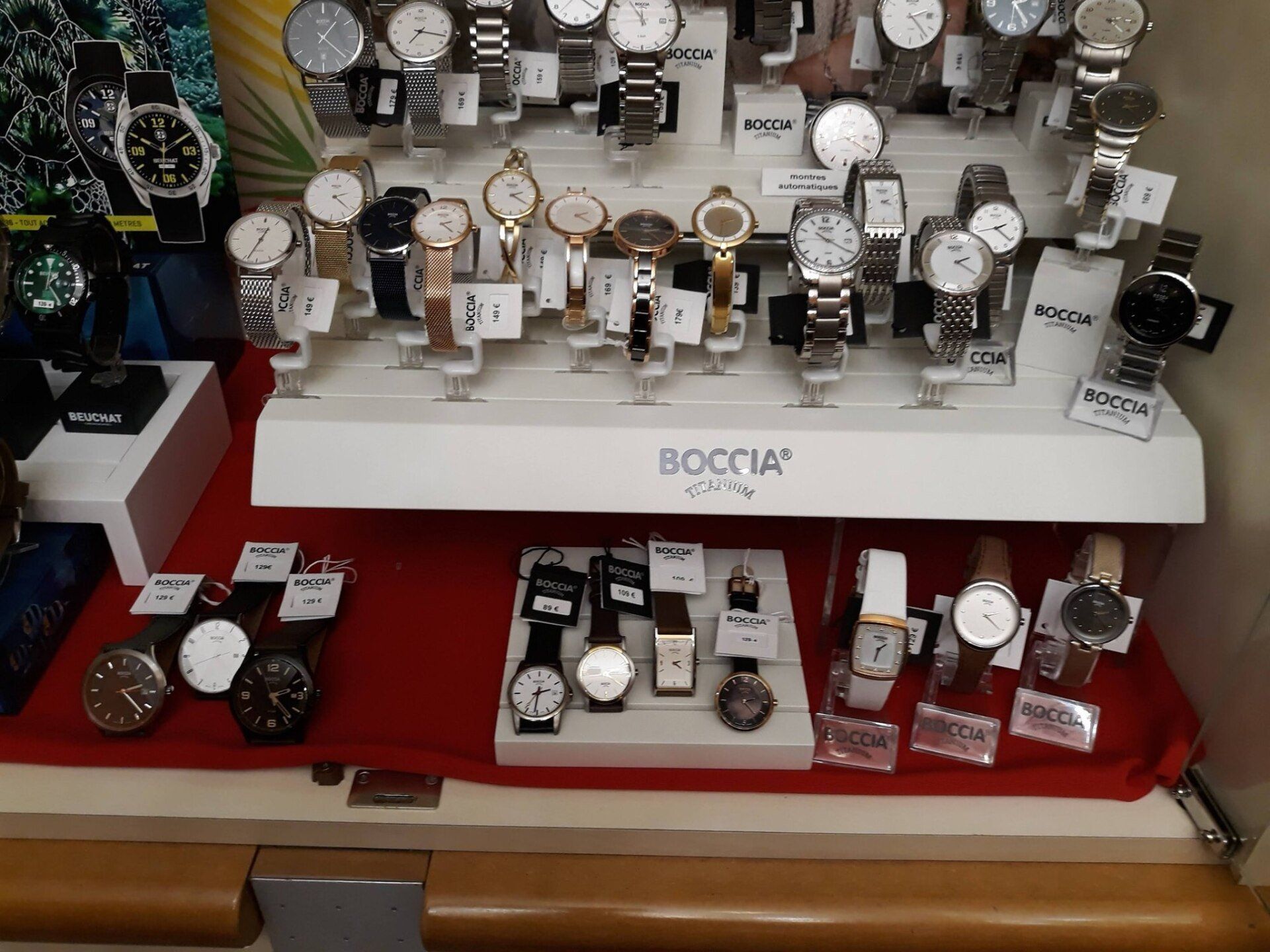 Horloger montres neuves