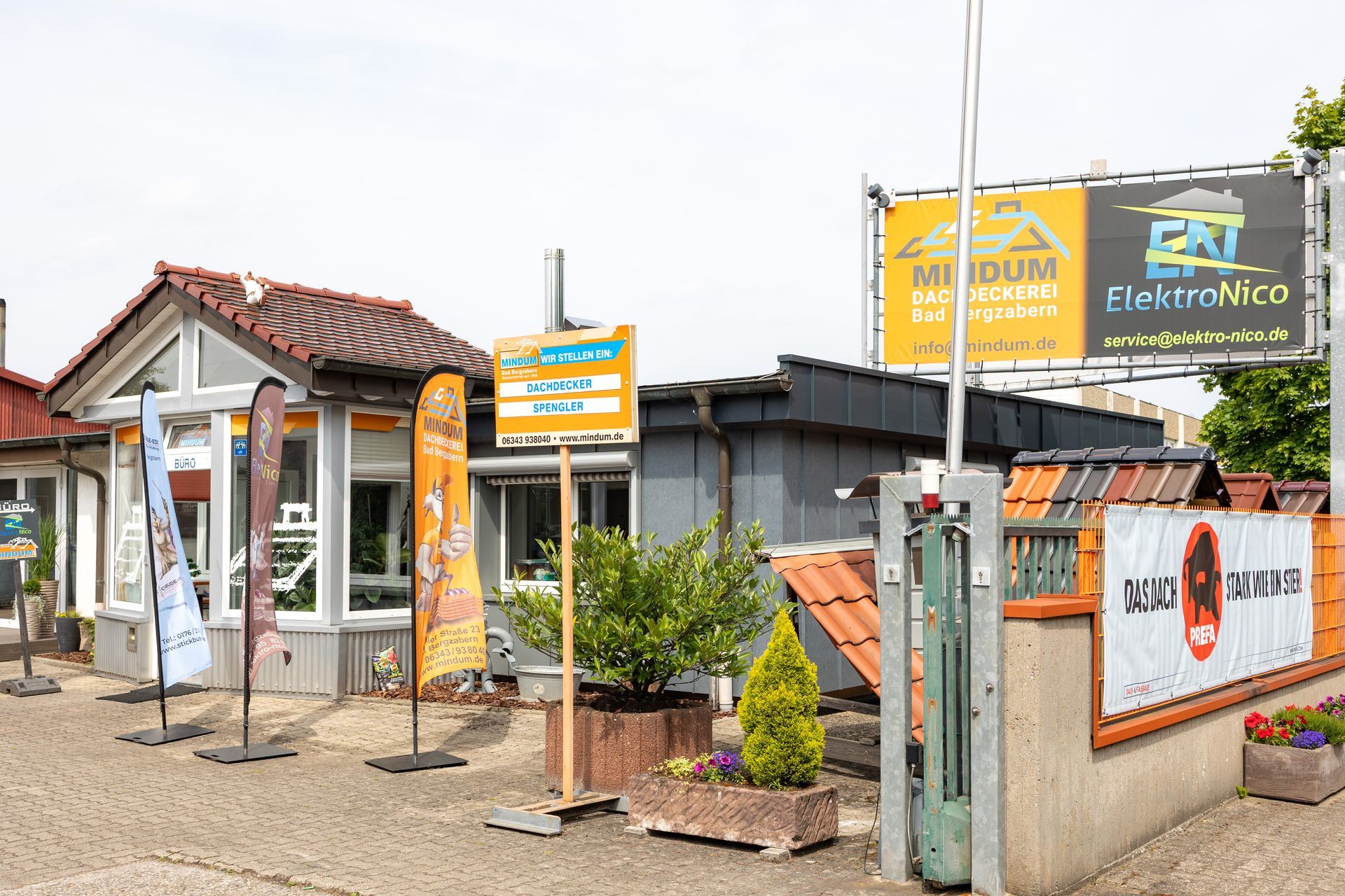 Dächer in einer Ausstellung