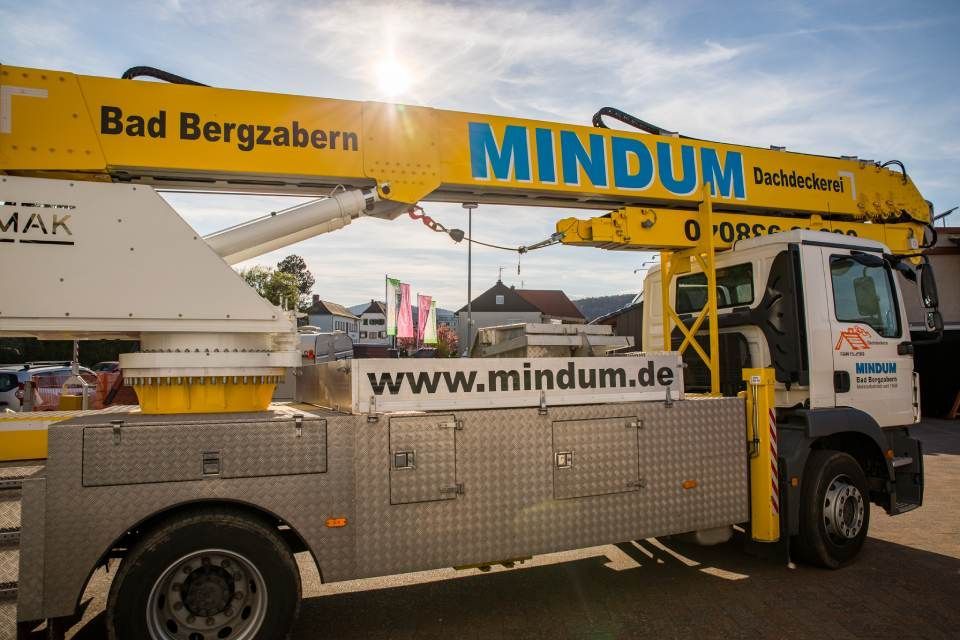 Arbeitsfahrzeug DMB Dachdeckerei Mindum GmbH
