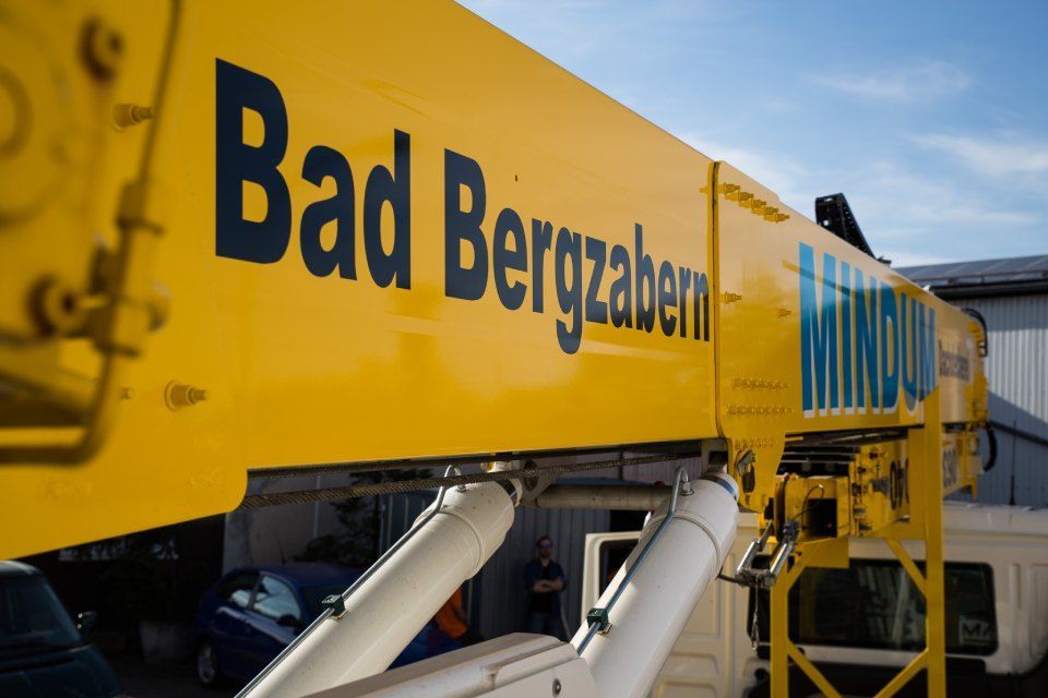 Maschine von DMB Dachdeckerei Mindum GmbH
