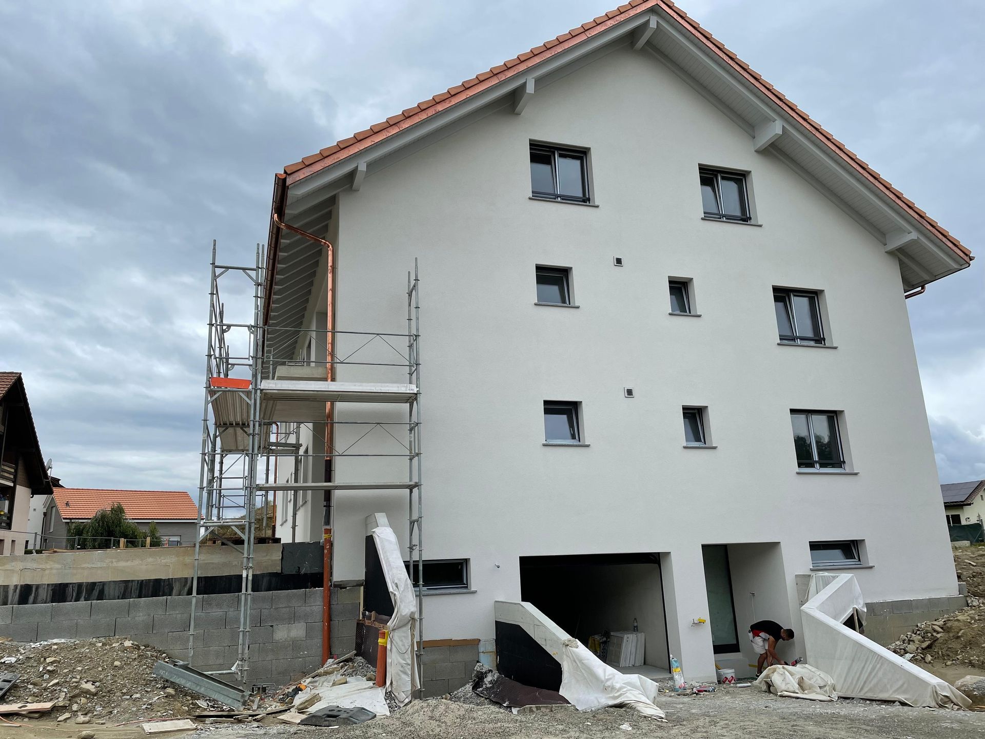 Réfection et rénovation de façade par Metaj Color Sàrl