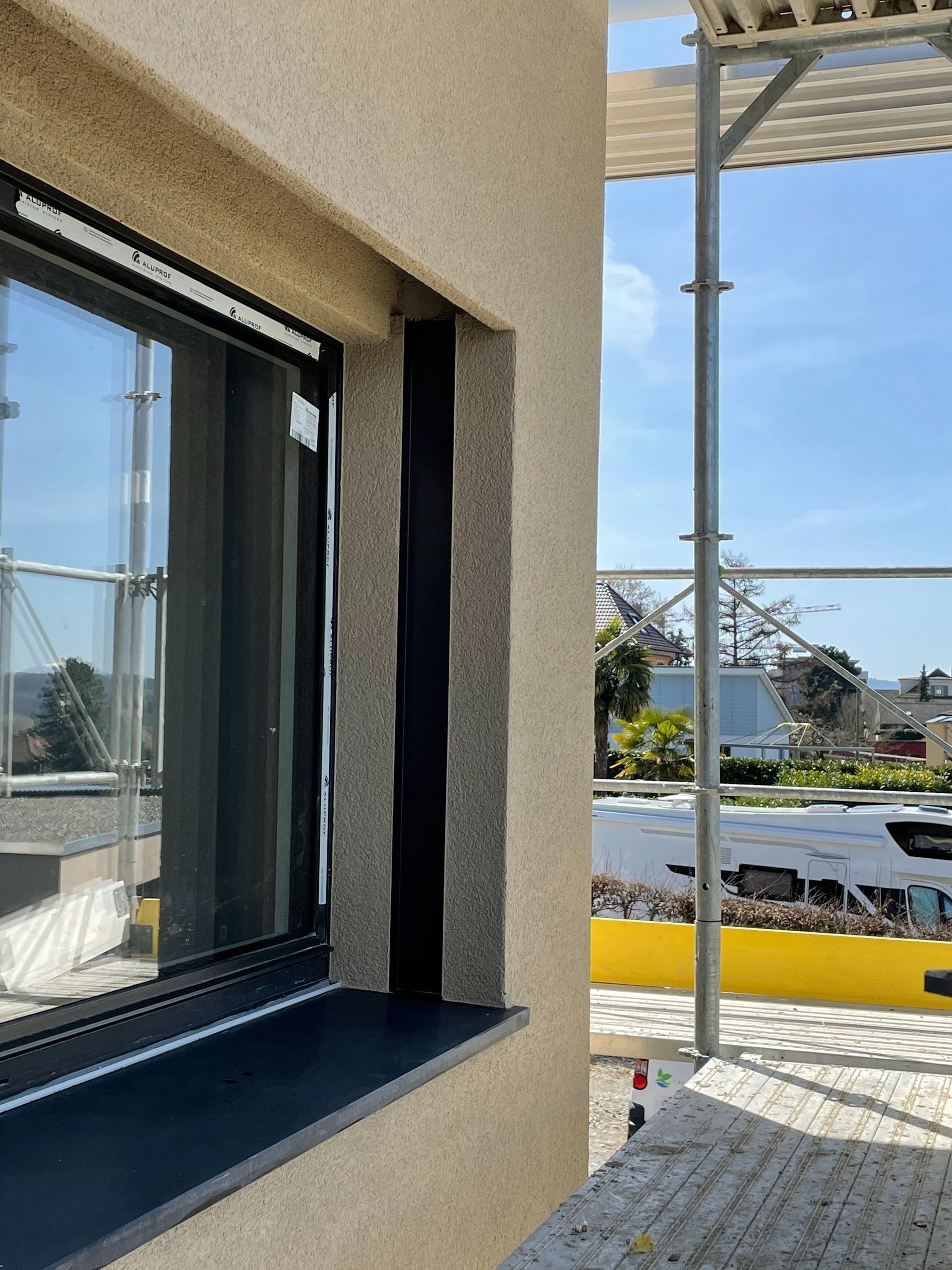 Crépis intérieurs & extérieurs réalisé par Metaj Color Sàrl