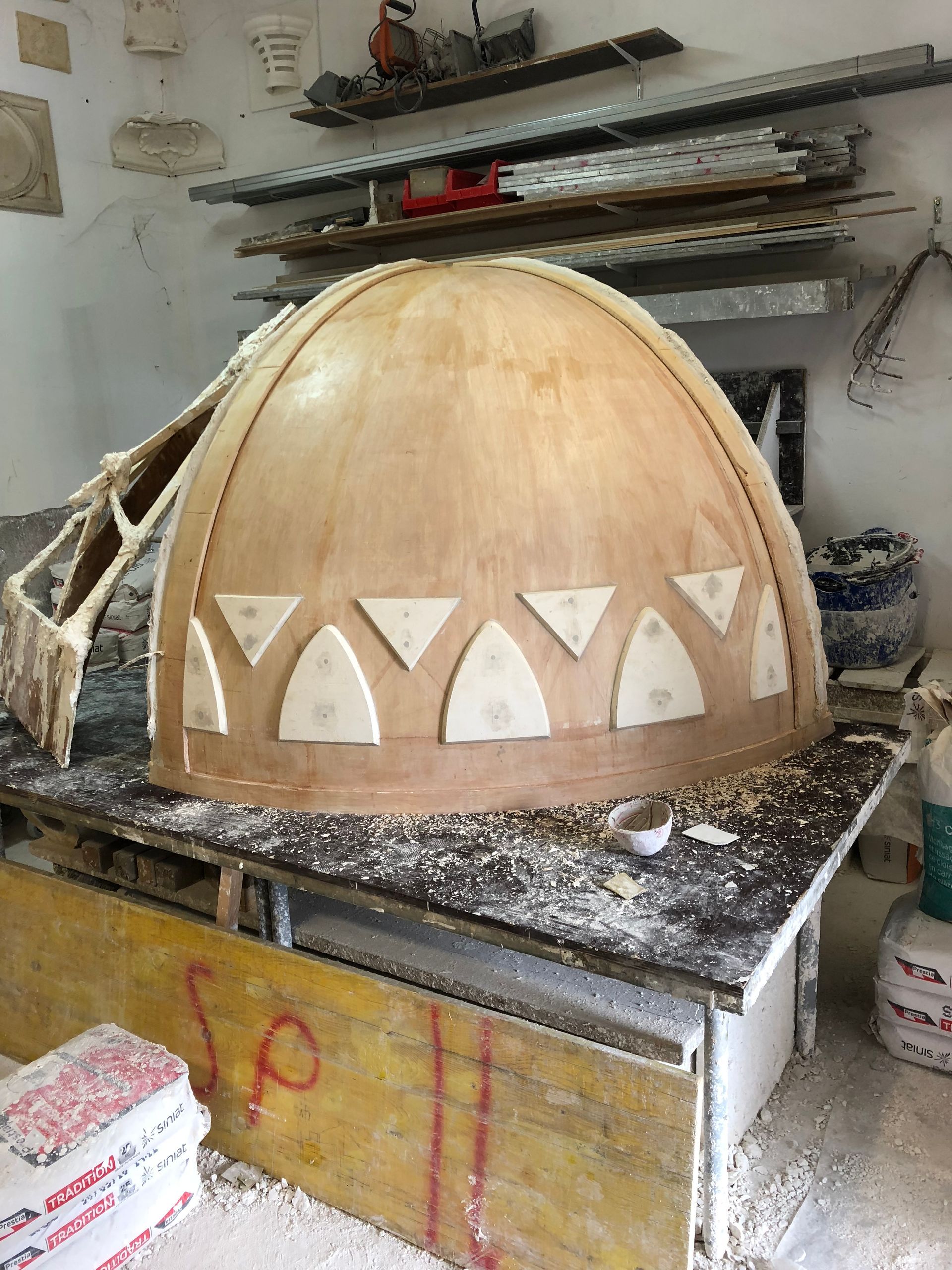 Coupole en cours de création