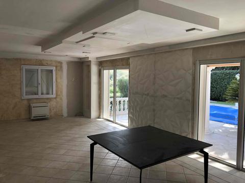 Création de plafond et dissimulation de gaines avec du staff