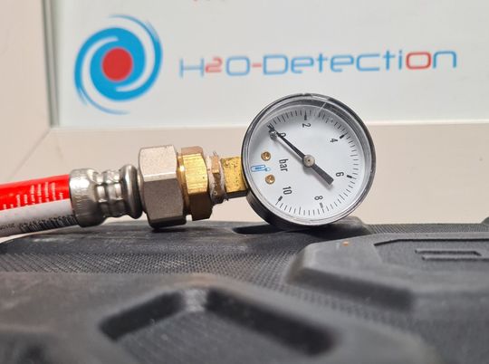 Une inspection de canalisation par caméra.