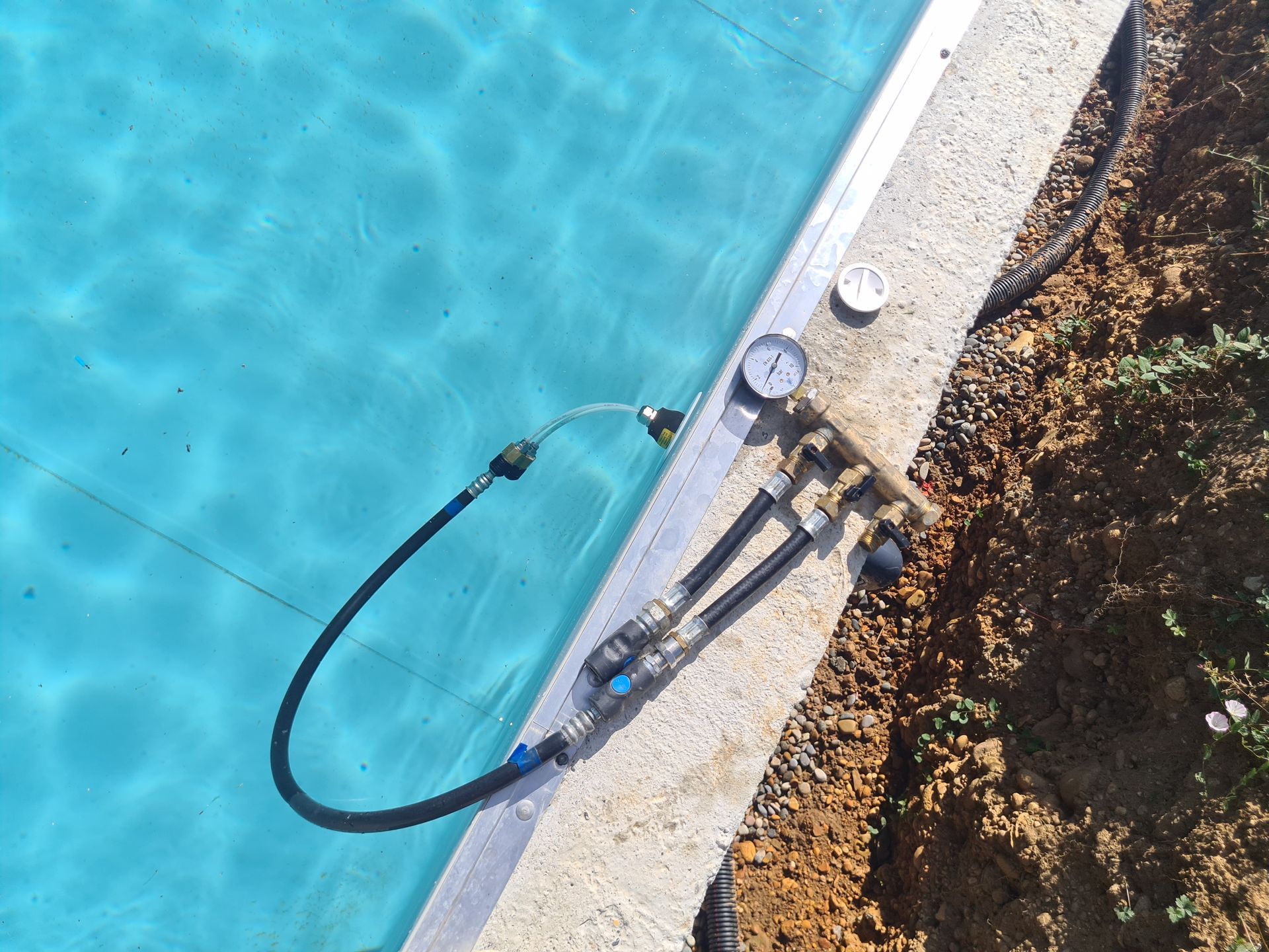 Gaz traceur dans une piscine.