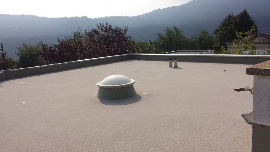 Impermeabilizzazioni con resine di terrazze docce piscine vasche fiori tetti scale