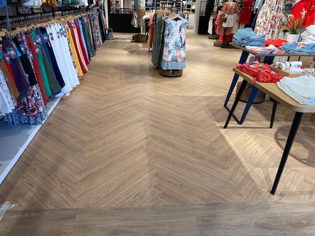 Saint-Marcel magasin revêtement de sol PVC