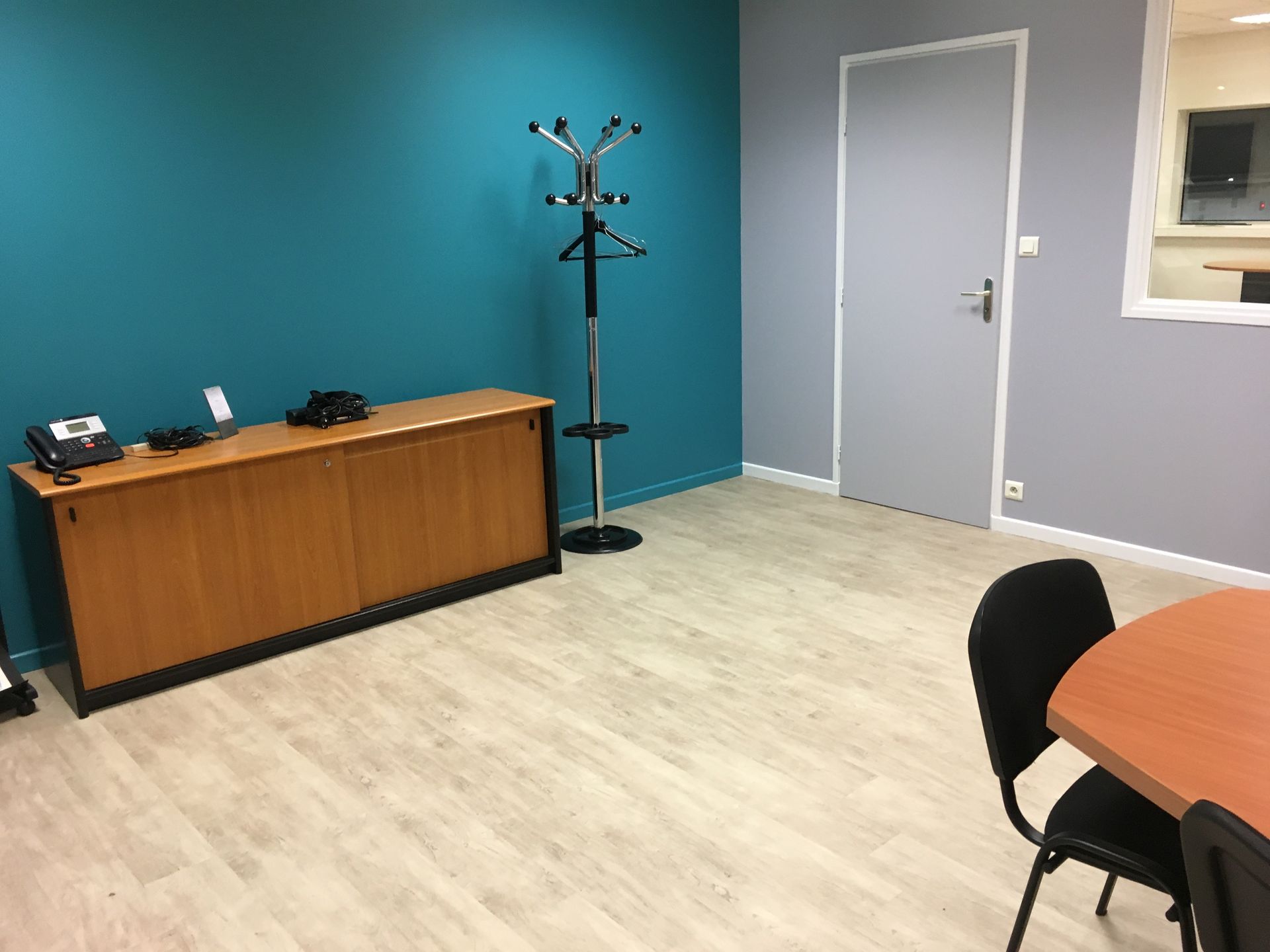 Travaux de peinture et revêtement de sol