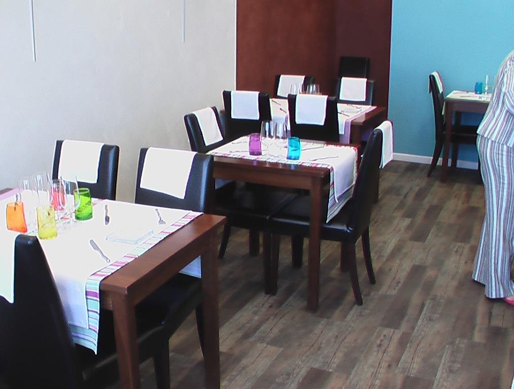 Restaurant parquet LVT Beaune 