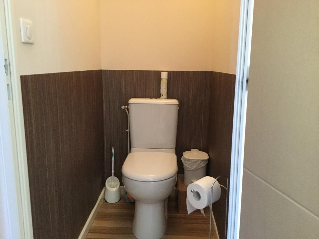 Revêtement mural WC