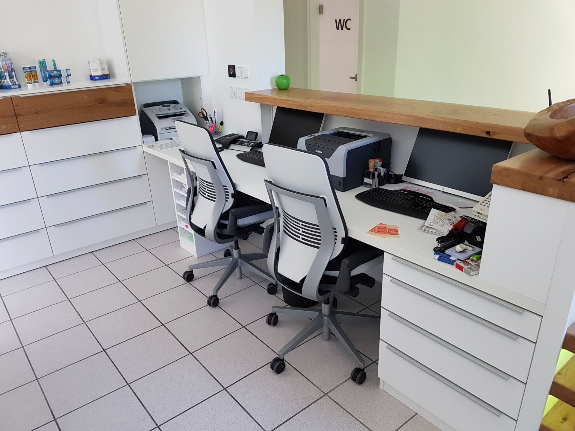 Gewerbliche Einrichtungen