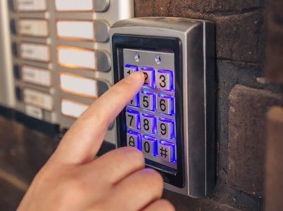 Interphone avec touches illuminées