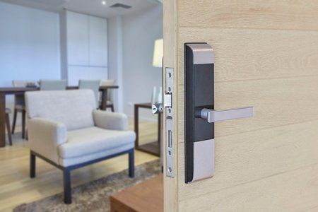 une serrure de porte électronique