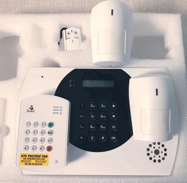 Installation système d'alarme et surveillance
