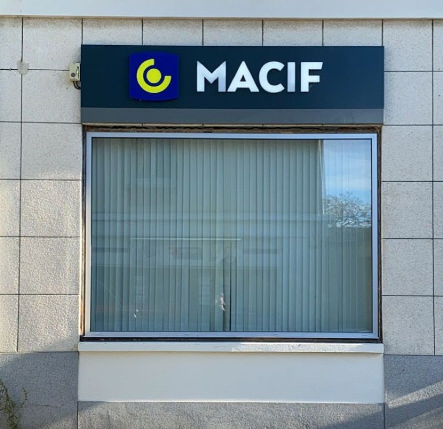 Vitrine professionnelle à Saint-Lô