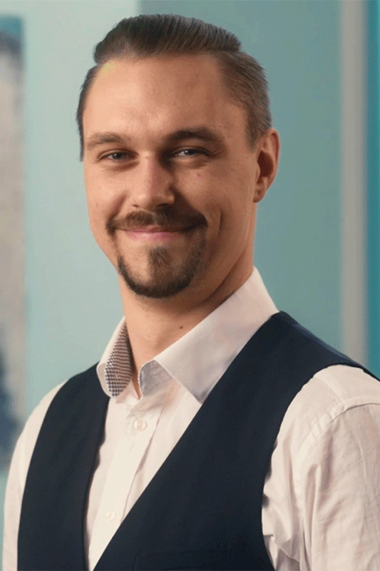 Tanzlehrer Felix  - für Paartanz, West Coast Swing, Salsa in der Tanzschule Frankfurt