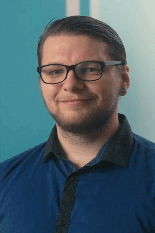 Tanzlehrer Stephan - für Paartanz, Bachata, Salsa, Hip Hop in der Tanzschule Frankfurt