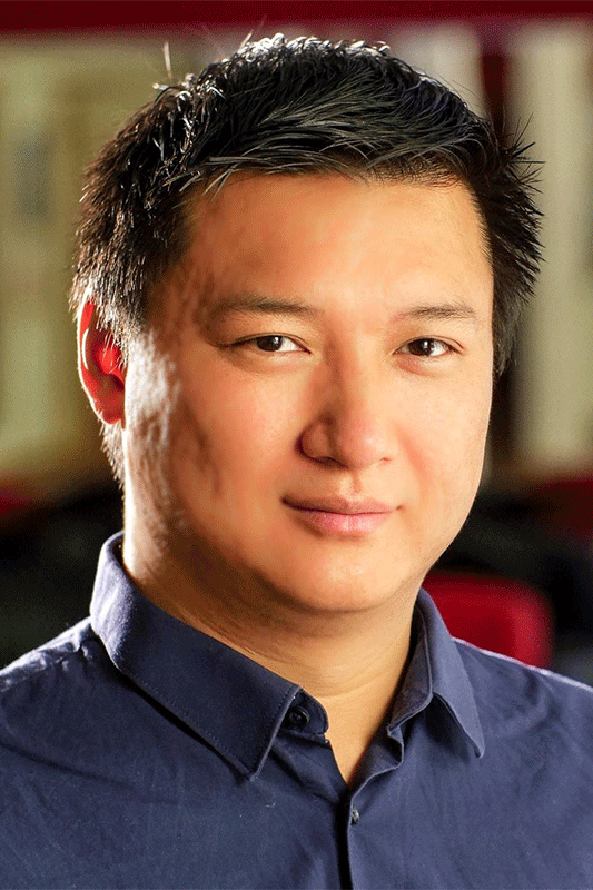 Tanzlehrer Marco - für Bachata, Salsa in der Tanzschule Frankfurt