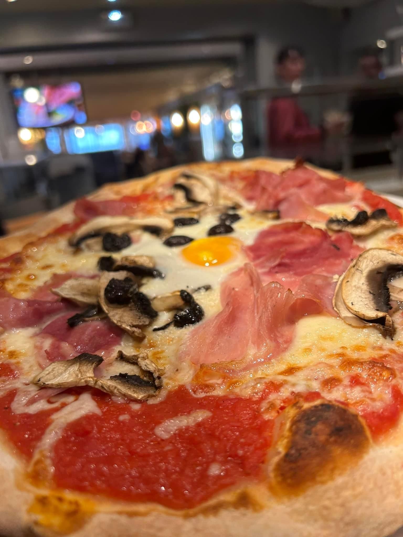 Pizzas et pâtes au restaurant L'AMIRAUTÉ - Chez Rita à Ajaccio