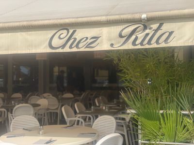 Restaurant avec vue sur le port d'Ajaccio