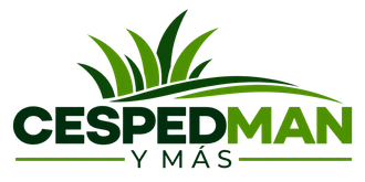 Logotipo de Céspedman y Más con briznas de hierba verde sobre texto verde oscuro sobre fondo blanco