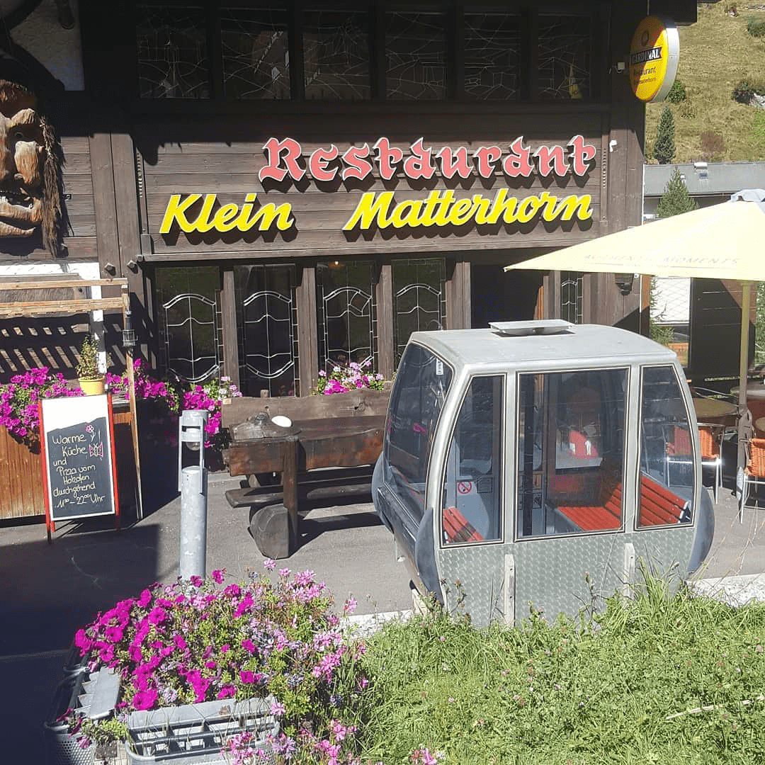 Restaurant Aussenansicht - Restaurant Pizzeria Klein Matterhorn