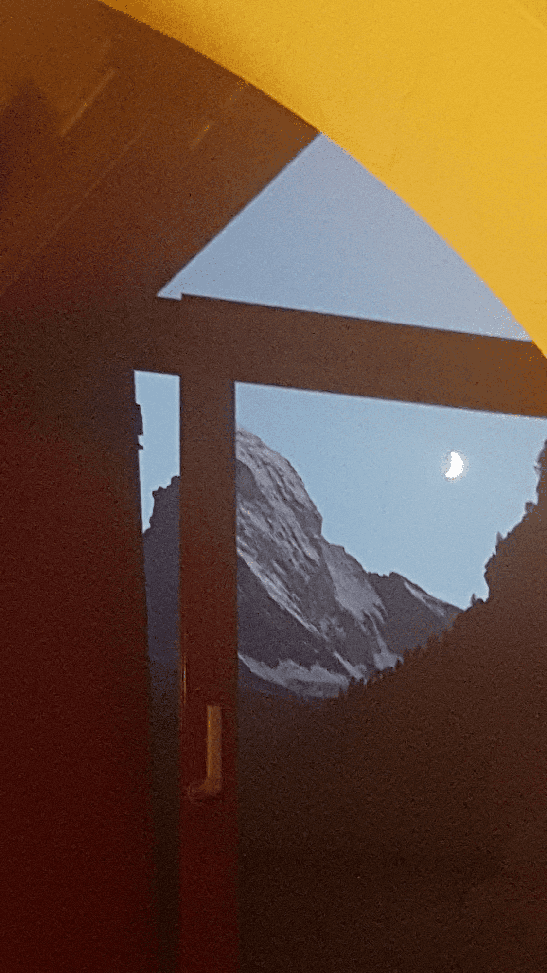 Sicht auf Matterhorn bei Nacht - Restaurant Pizzeria Klein Matterhorn