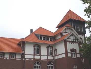 Haus mit Ziegeldach