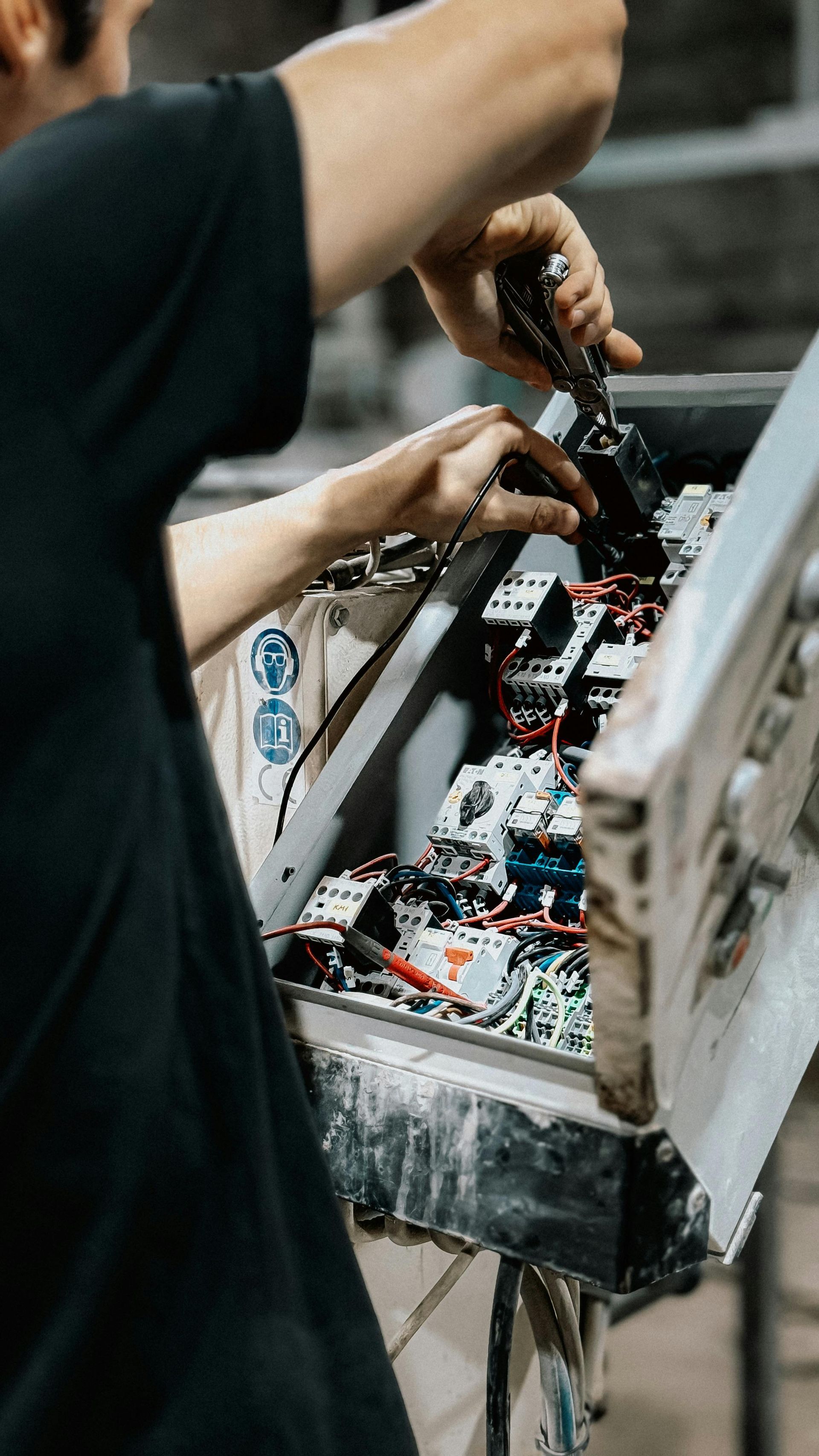 Reparação de avarias elétricas