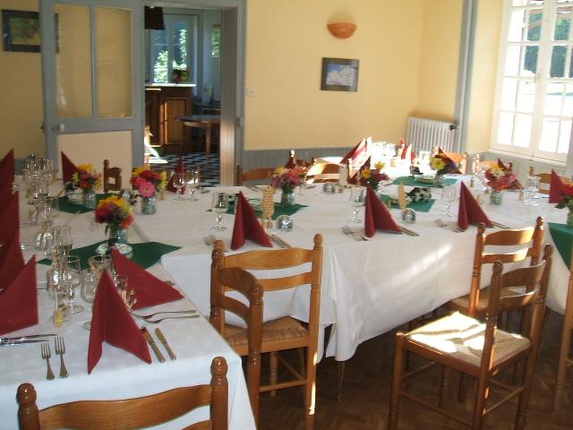 Intérieur du restaurant, le Relais de St Hubert à Marigné-Laillé