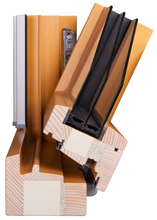 Ein Bild eines Holzfensters, das die Innenseite zeigt