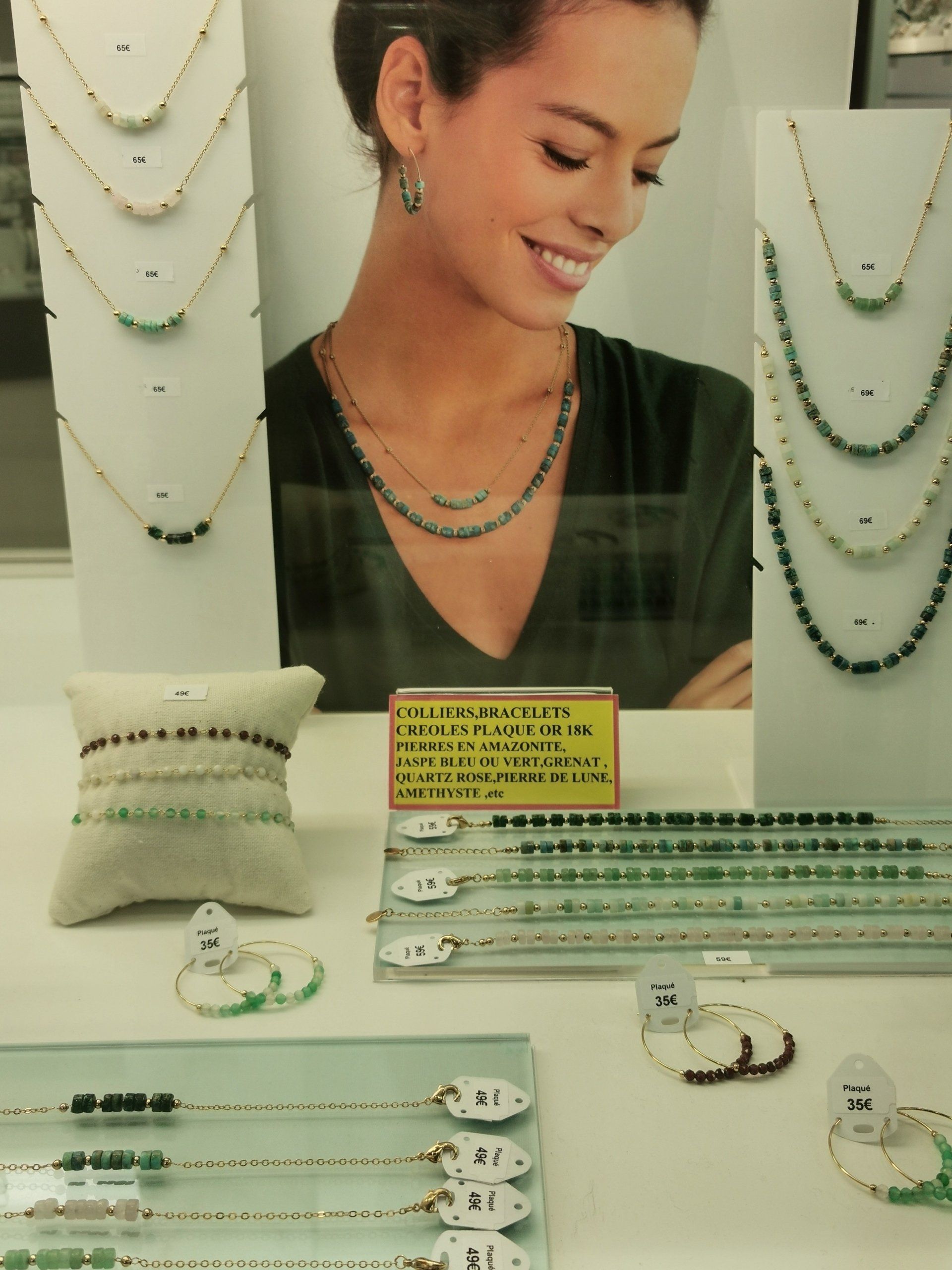 Colliers, bracelet, créoles plaques ok 18K