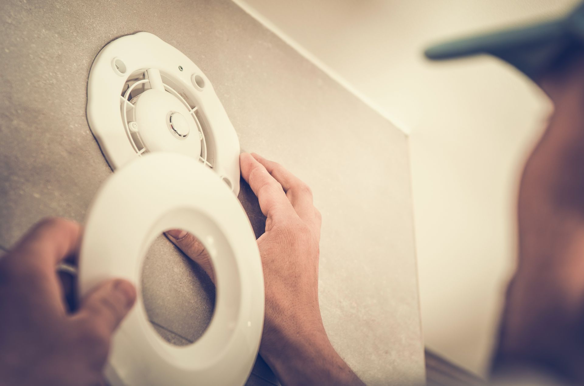 Bouche de tuile pour VMC